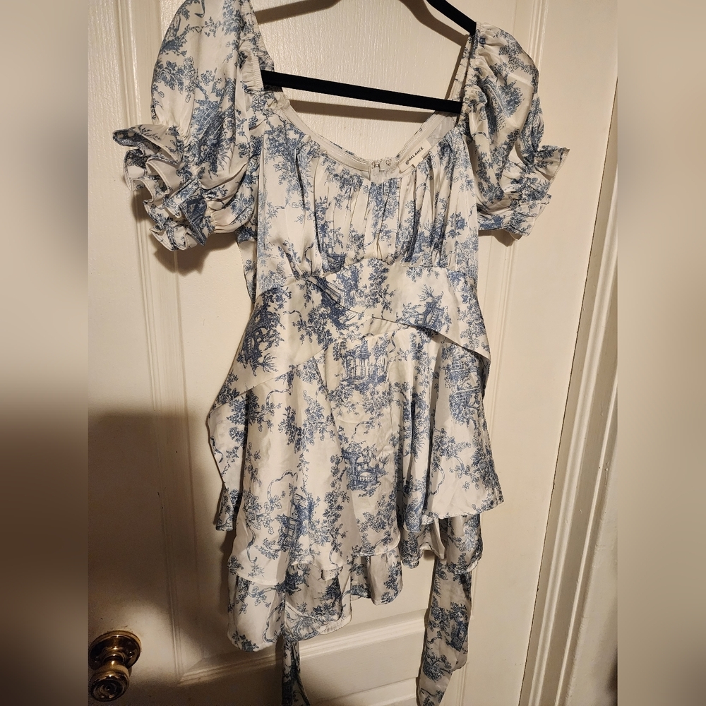 Balance White And Blue Mini Dress Size M